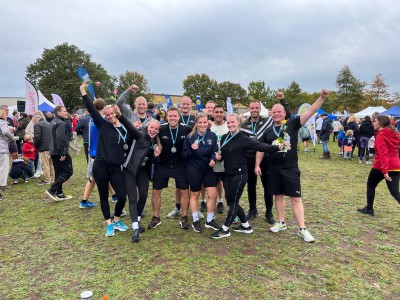 De Wolfskamerloop 5 km gedaan met de groep toppers De Wolfskamerloop 5 km gedaan met de groep toppers